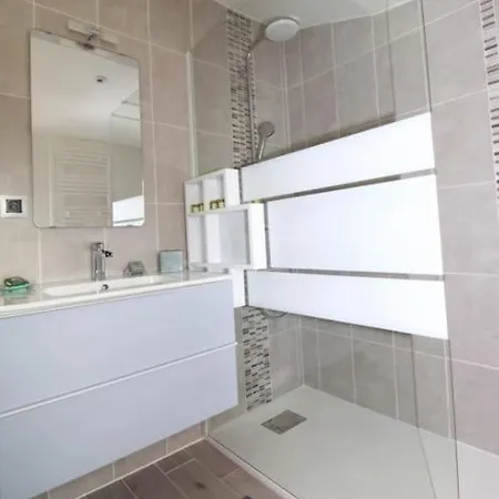 Feriehus Agreable Maison De 80m2 Avec Wifi Et Proches De Plages Brem-Sur-Mer